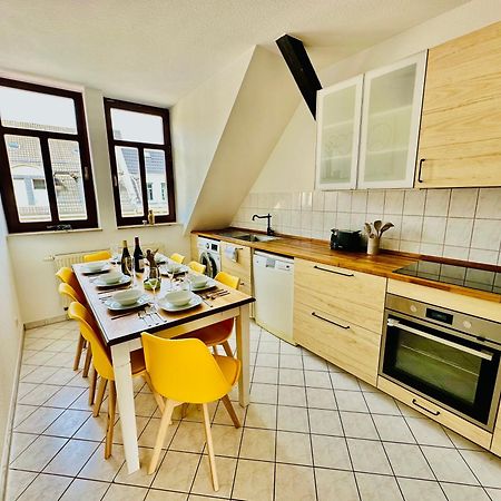 Massive Karli Loft - Over 130 Meters Floor Space - Home Theater Room - 4 Private Sleeping Areas - Best Location In Leipzig Eksteriør billede